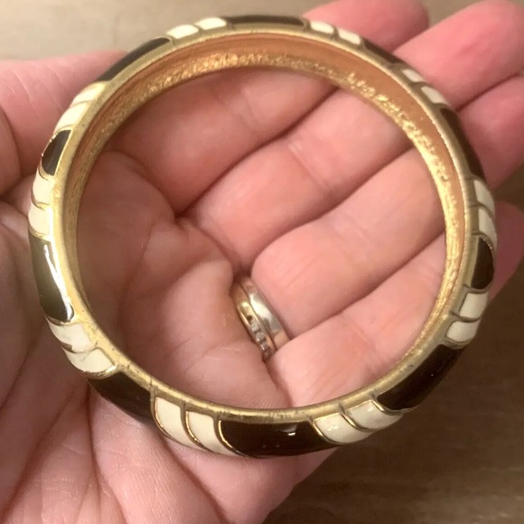 J. Crew Enamel Bangle Bracelet - Black and White Art Deco - Picture 5 of 6